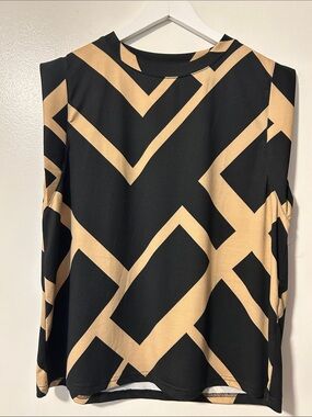 Black & Camel Geometric Sleeveless Top